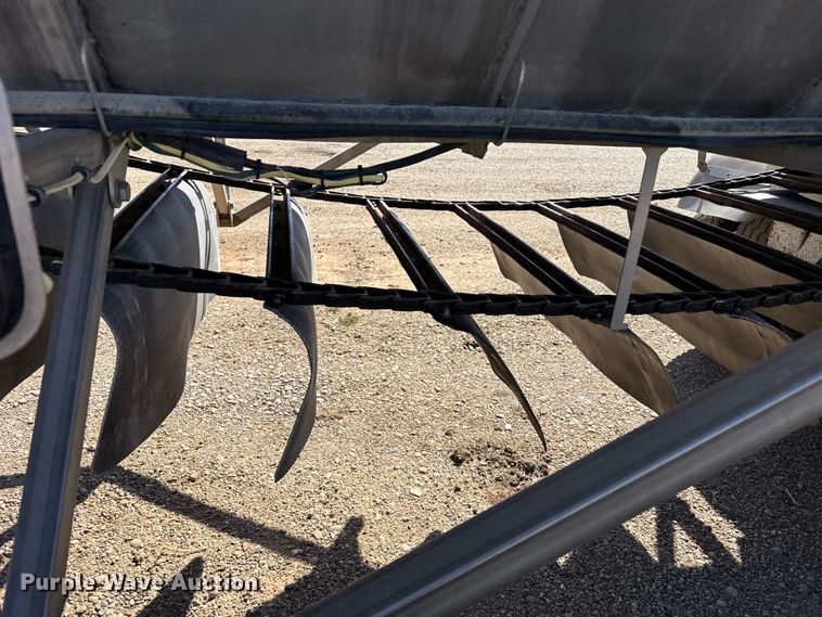 image for item FC2298 2016 Trinity Trailer Mfg Eagle Bridge live bottom trailer