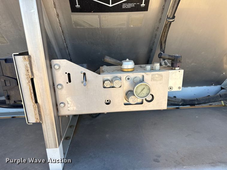 image for item FC2298 2016 Trinity Trailer Mfg Eagle Bridge live bottom trailer