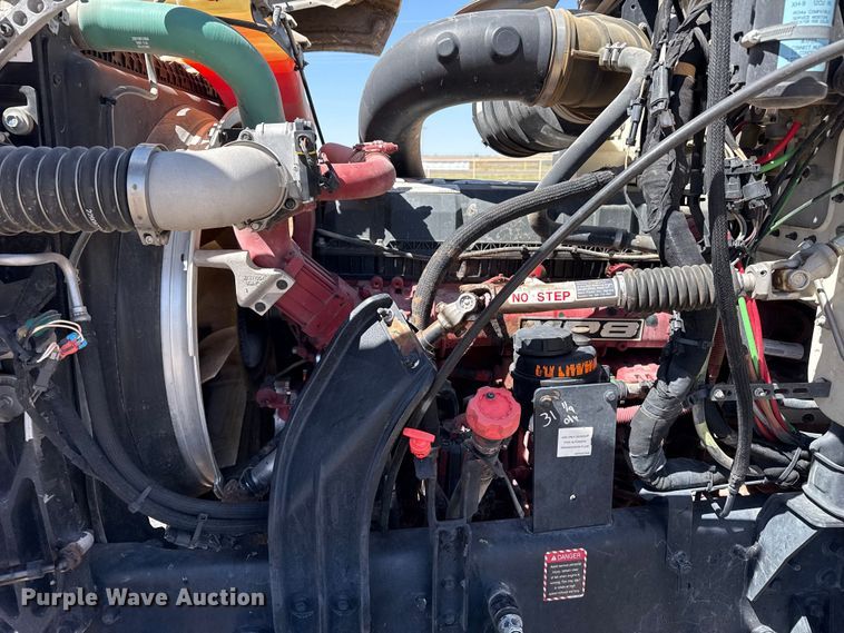 image for item FC2299 2018 Mack CHU613 semi truck