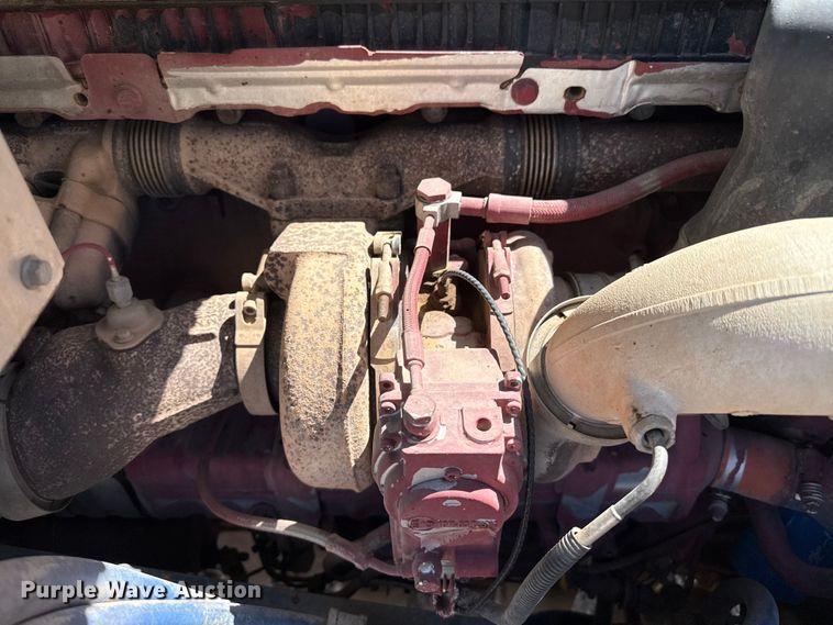 image for item FC2299 2018 Mack CHU613 semi truck