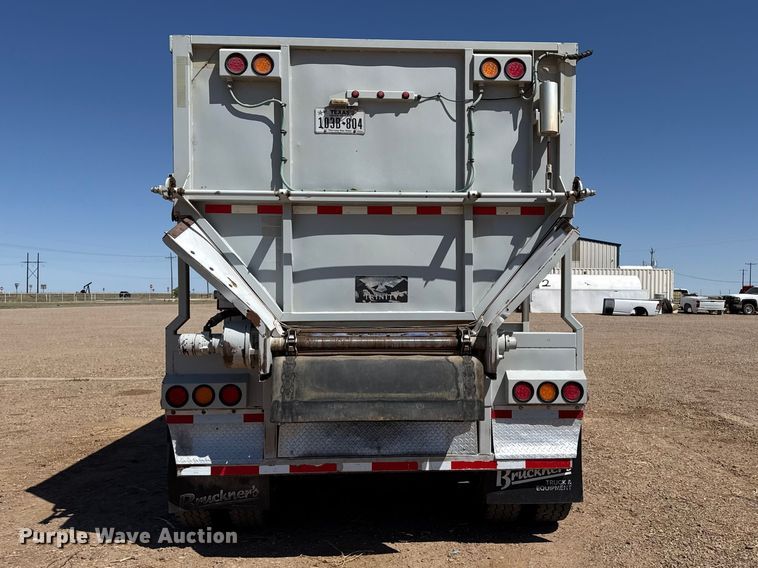 image for item FC2300 2017 Trinity Trailer Mfg Eagle Bridge live bottom trailer