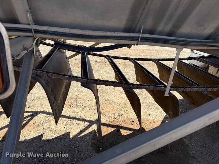 image for item FC2300 2017 Trinity Trailer Mfg Eagle Bridge live bottom trailer