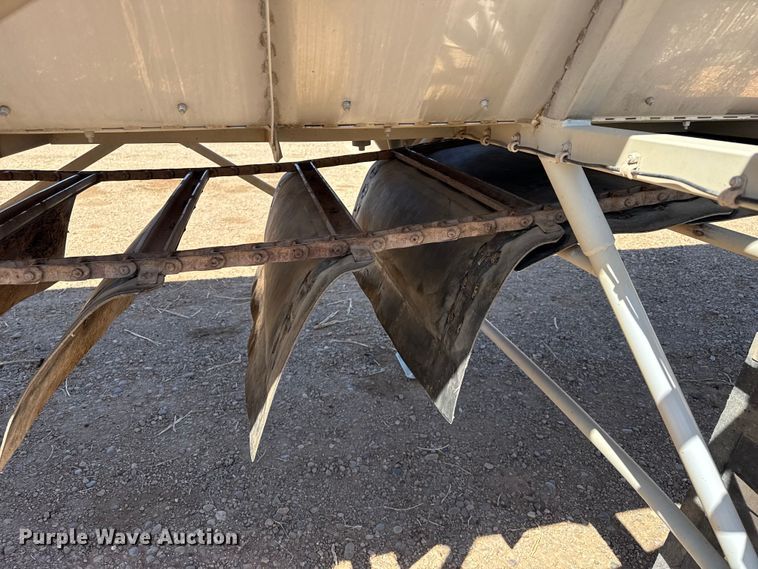 image for item FC2300 2017 Trinity Trailer Mfg Eagle Bridge live bottom trailer