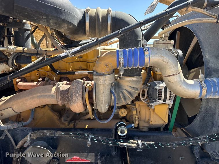 image for item FC2301 2017 Western Star 4900SF glider semi truck