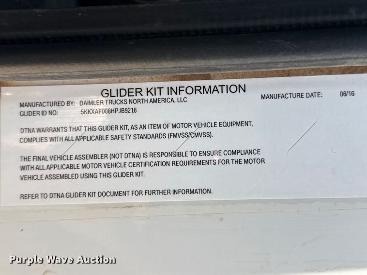 image for item FC2301 2017 Western Star 4900SF glider semi truck