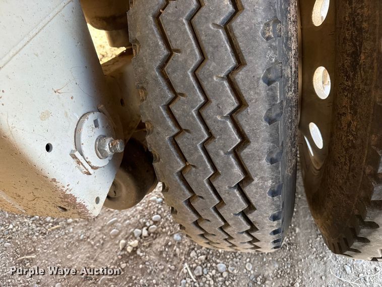 image for item FC2302 2016 Trinity Trailer Mfg Eagle Bridge 