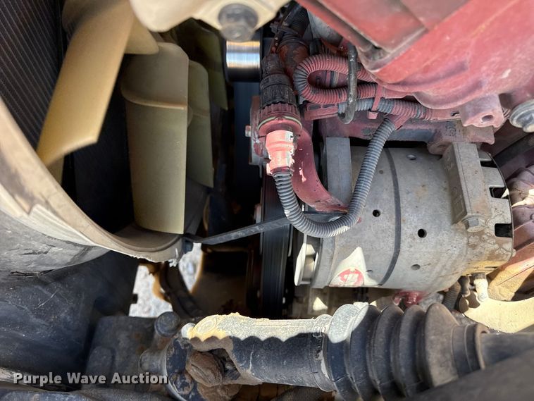 image for item FC2303 2014 Mack CHU613 semi truck