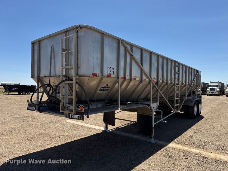 image for item FC2304 2016 Trinity Trailer Mfg live bottom trailer
