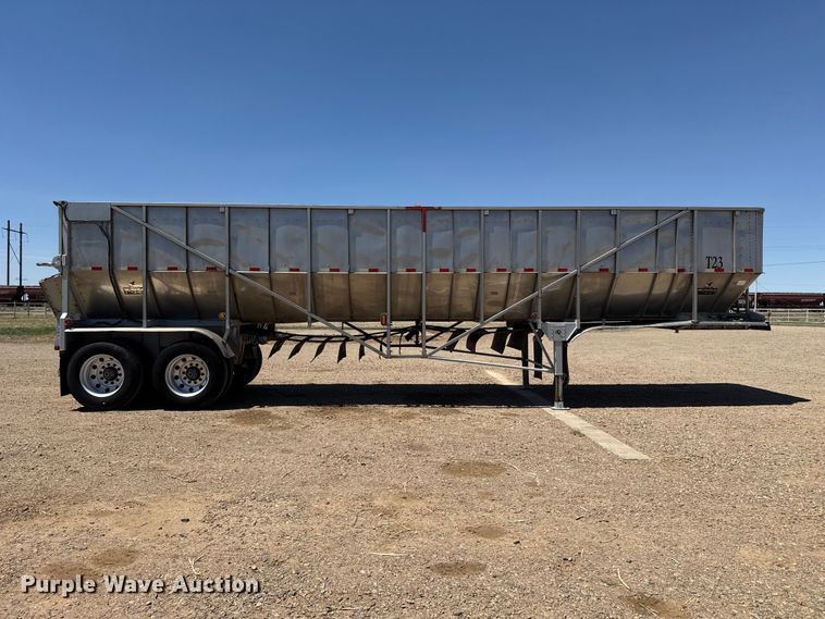 image for item FC2304 2016 Trinity Trailer Mfg live bottom trailer