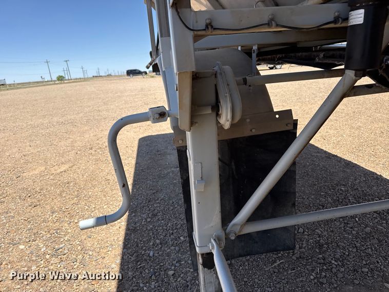 image for item FC2304 2016 Trinity Trailer Mfg live bottom trailer