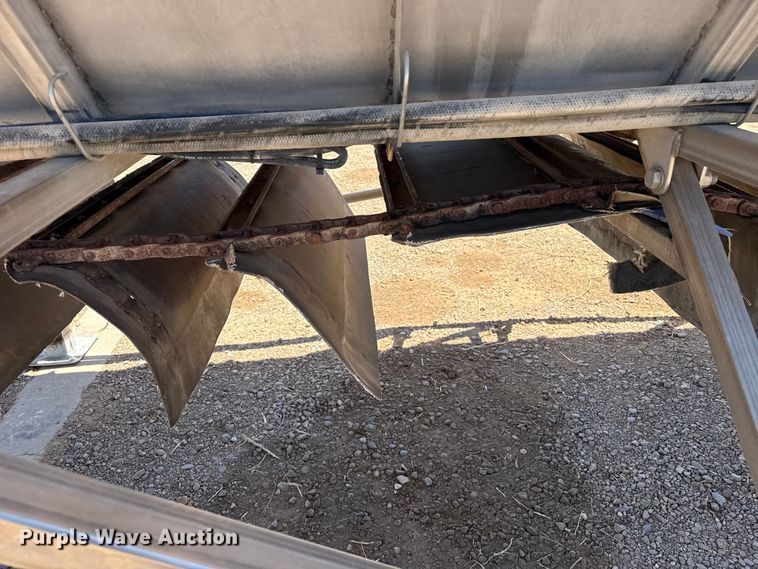 image for item FC2304 2016 Trinity Trailer Mfg live bottom trailer