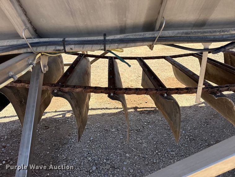 image for item FC2304 2016 Trinity Trailer Mfg live bottom trailer
