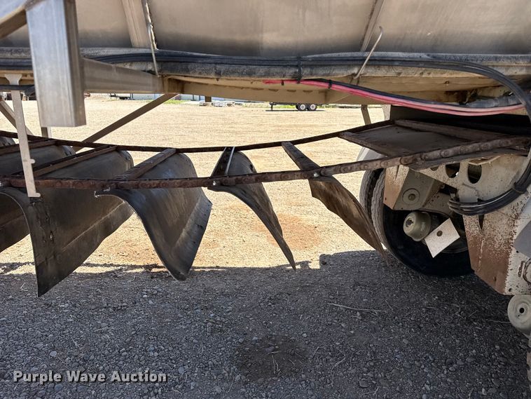image for item FC2304 2016 Trinity Trailer Mfg live bottom trailer