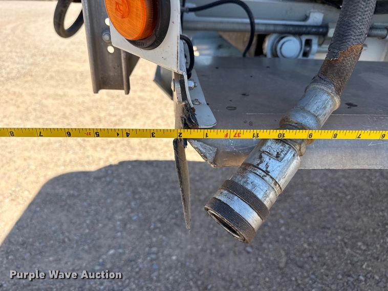 image for item FC2304 2016 Trinity Trailer Mfg live bottom trailer