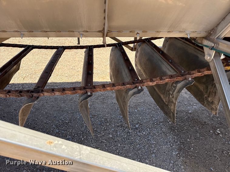 image for item FC2304 2016 Trinity Trailer Mfg live bottom trailer