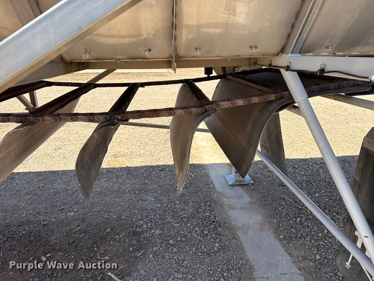 image for item FC2304 2016 Trinity Trailer Mfg live bottom trailer