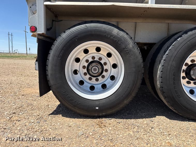 image for item FC2304 2016 Trinity Trailer Mfg live bottom trailer