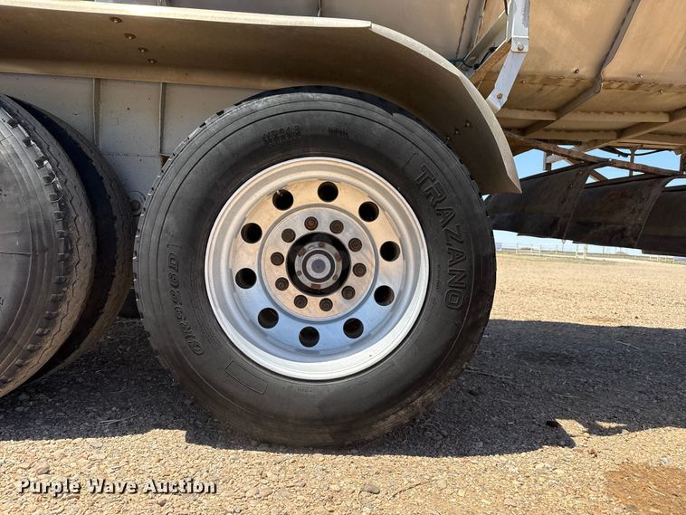 image for item FC2304 2016 Trinity Trailer Mfg live bottom trailer