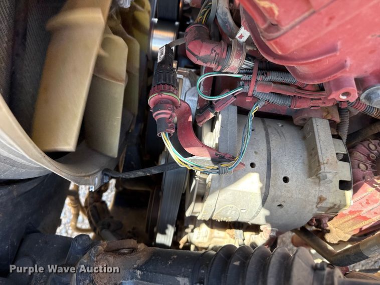 image for item FC2305 2015 Mack CHU613 semi truck