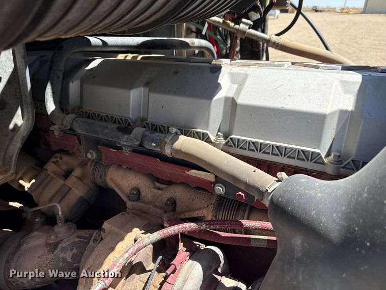 image for item FC2305 2015 Mack CHU613 semi truck