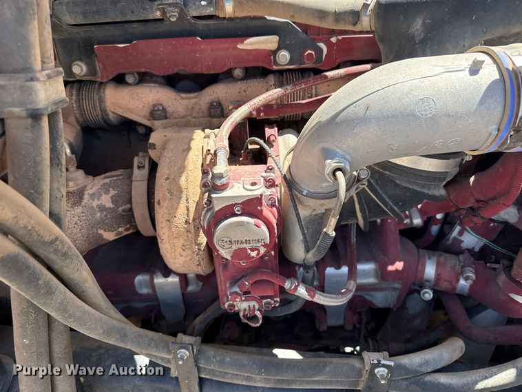 image for item FC2305 2015 Mack CHU613 semi truck