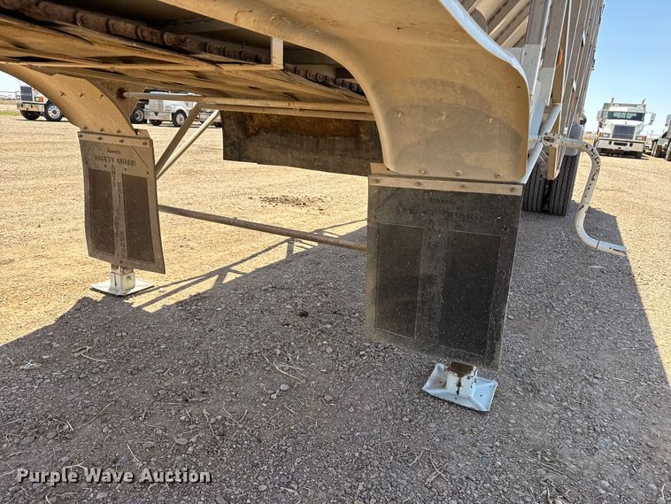 image for item FC2306 2017 Trinity Trailer Mfg Eagle Bridge live bottom trailer