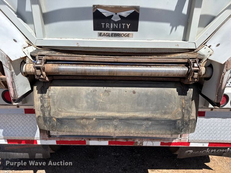 image for item FC2306 2017 Trinity Trailer Mfg Eagle Bridge live bottom trailer