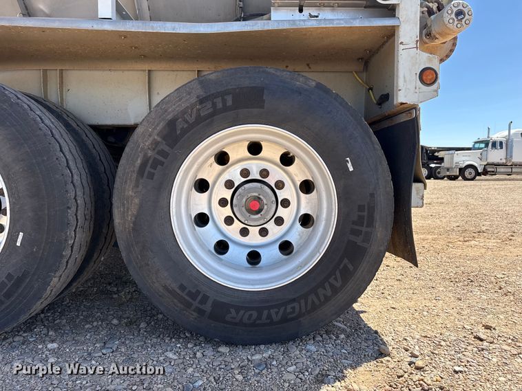 image for item FC2306 2017 Trinity Trailer Mfg Eagle Bridge live bottom trailer