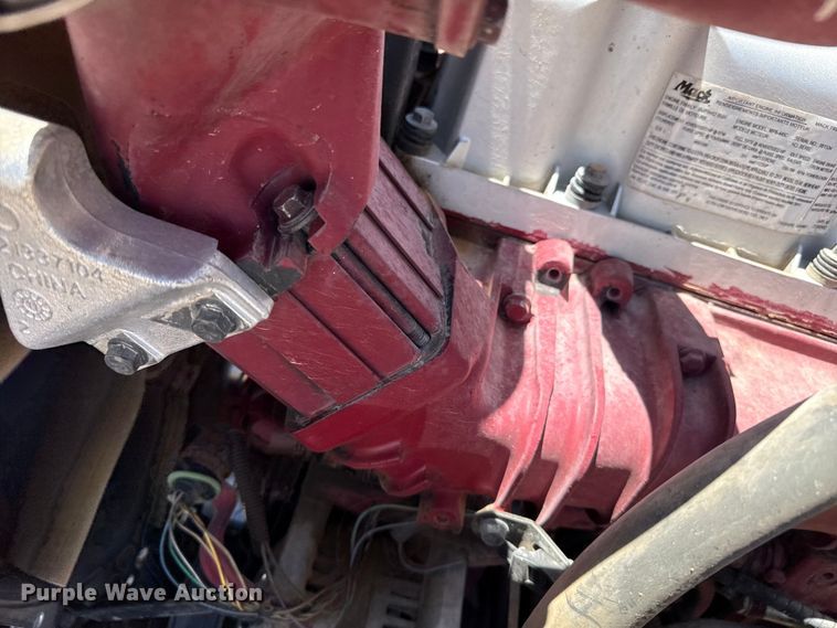 image for item FC2307 2012 Mack CHU613 semi truck