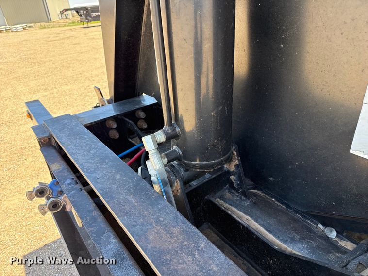 image for item FC2308 2013 Side Dump Industries DS39BAH1R2R11 side dump trailer