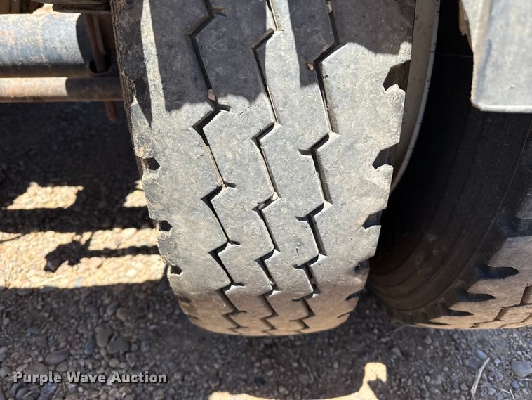image for item FC2308 2013 Side Dump Industries DS39BAH1R2R11 side dump trailer