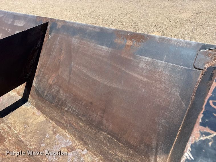 image for item FC2308 2013 Side Dump Industries DS39BAH1R2R11 side dump trailer