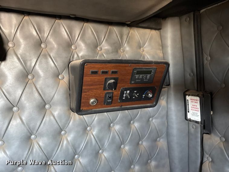 image for item FC2309 1999 Western Star 4964EX semi truck