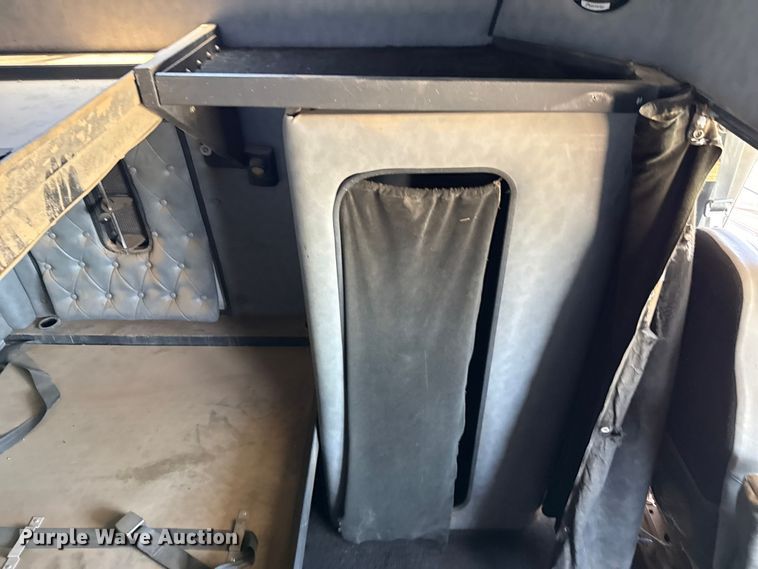 image for item FC2309 1999 Western Star 4964EX semi truck