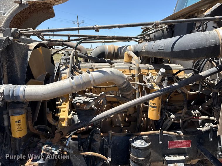 image for item FC2309 1999 Western Star 4964EX semi truck