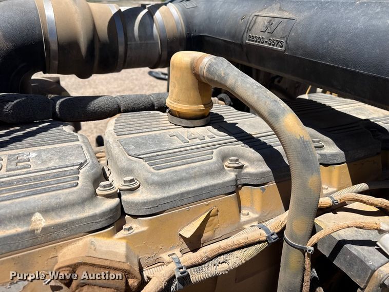 image for item FC2309 1999 Western Star 4964EX semi truck