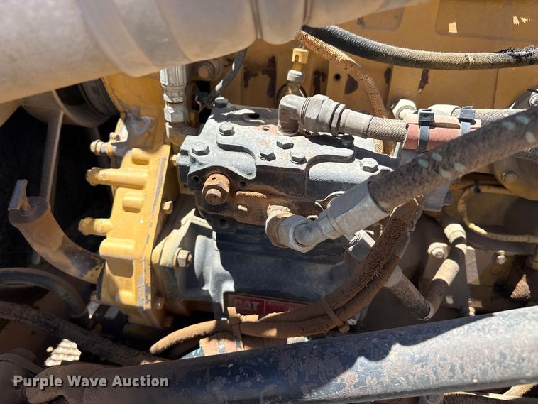 image for item FC2309 1999 Western Star 4964EX semi truck