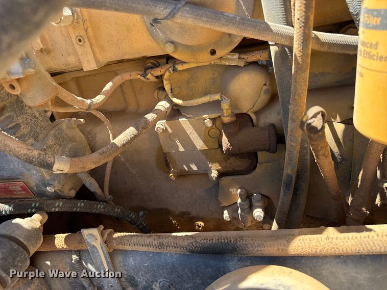 image for item FC2309 1999 Western Star 4964EX semi truck