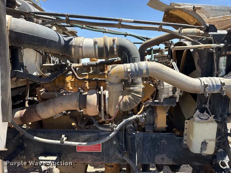 image for item FC2309 1999 Western Star 4964EX semi truck