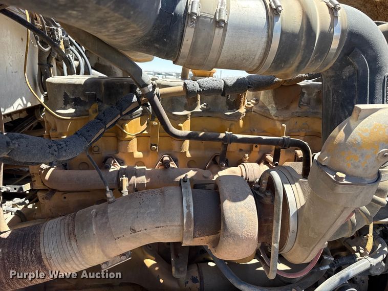 image for item FC2309 1999 Western Star 4964EX semi truck