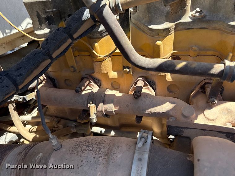 image for item FC2309 1999 Western Star 4964EX semi truck