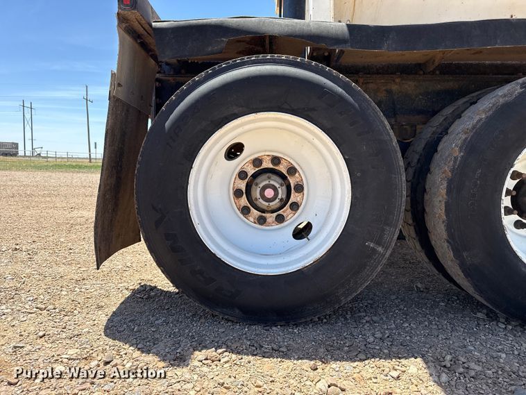 image for item FC2310 2007 Side Dump Industries DS39BCH1R2R11 side dump trailer