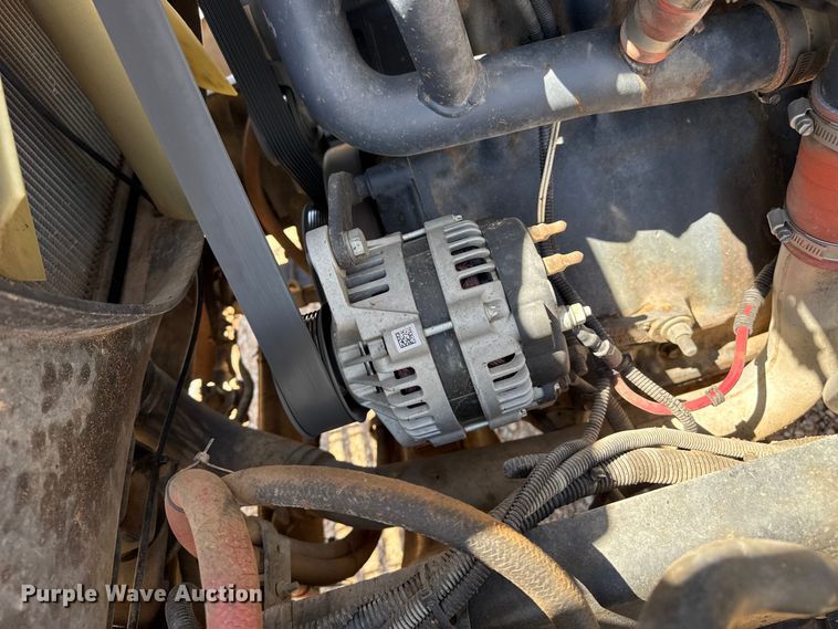 image for item FC2311 2001 Mack CH613 semi truck