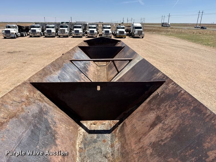 image for item FC2312 2012 Side Dump Industries DS39BAH1R2R11 side dump trailer