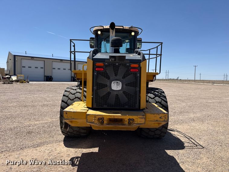 image for item FC2314 2015 John Deere 724K high lift wheel loader