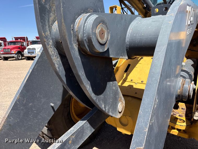 image for item FC2314 2015 John Deere 724K high lift wheel loader