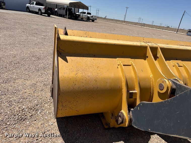 image for item FC2314 2015 John Deere 724K high lift wheel loader