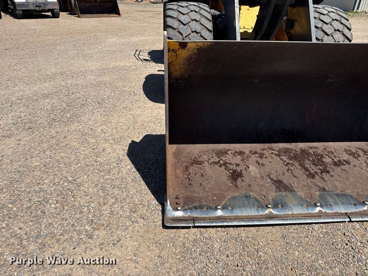 image for item FC2314 2015 John Deere 724K high lift wheel loader