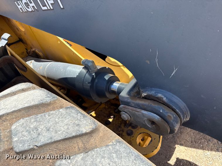 image for item FC2314 2015 John Deere 724K high lift wheel loader