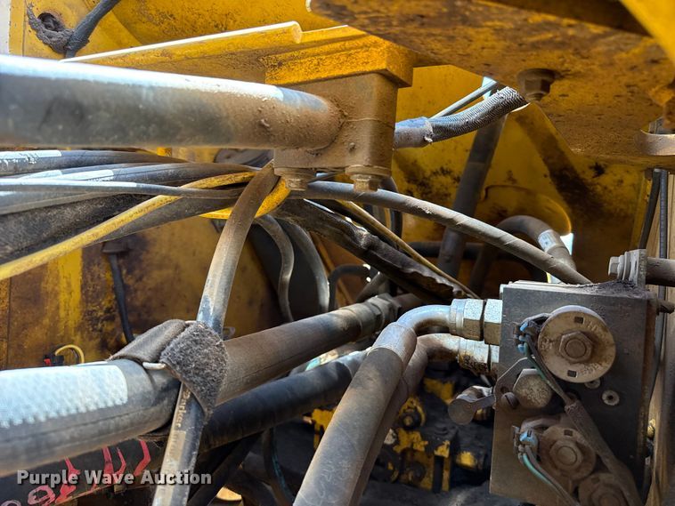 image for item FC2314 2015 John Deere 724K high lift wheel loader